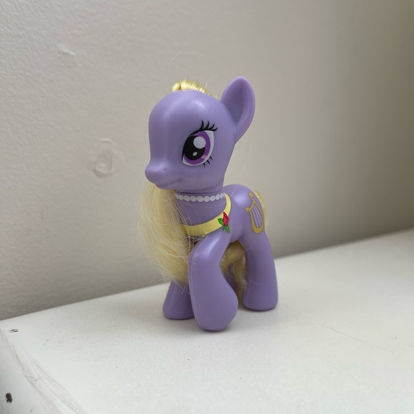 ♡ MLP G4 Lyrica Lilac Doll - Picture 1 of 7